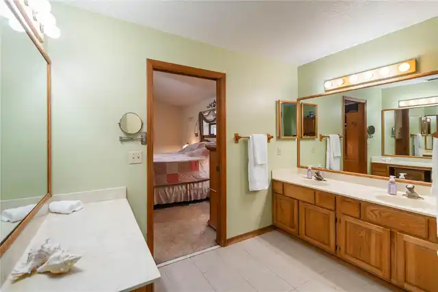 Listing Photo 19