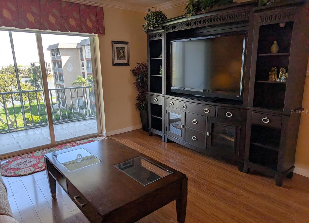 Listing Photo 16