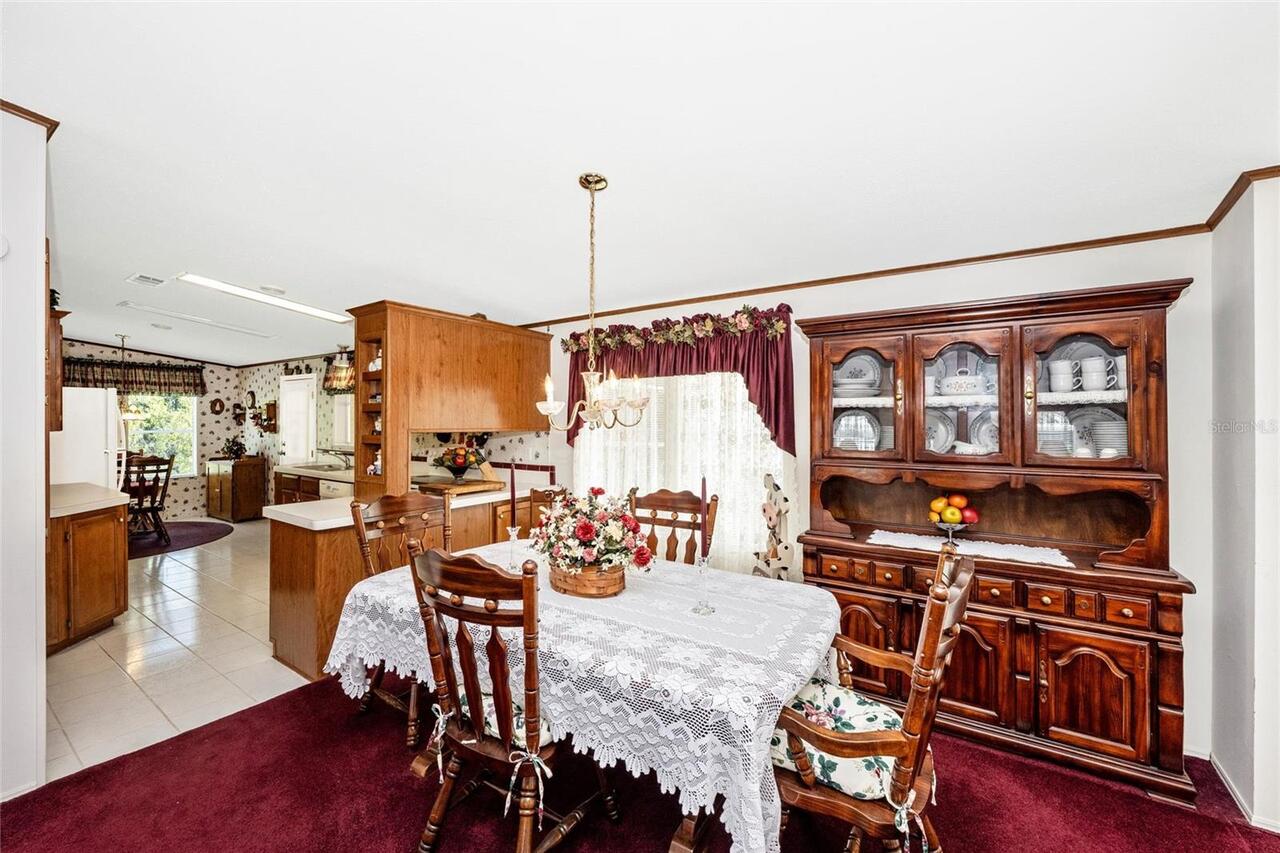 Listing Photo 12