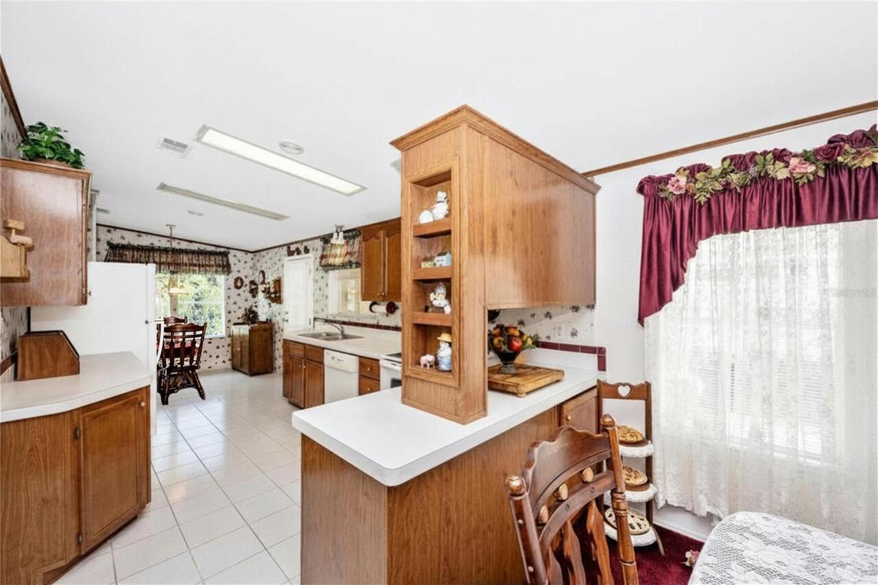 Listing Photo 14
