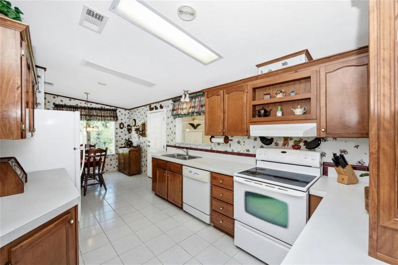Listing Photo 15