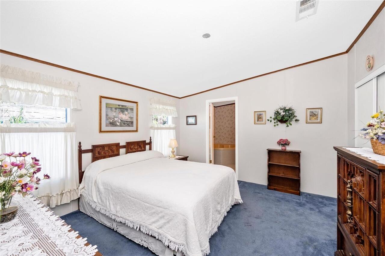 Listing Photo 25