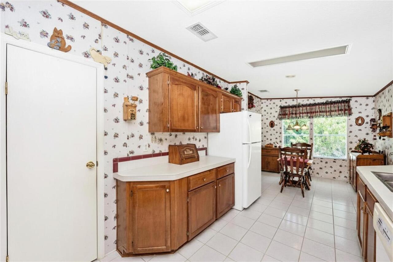 Listing Photo 16