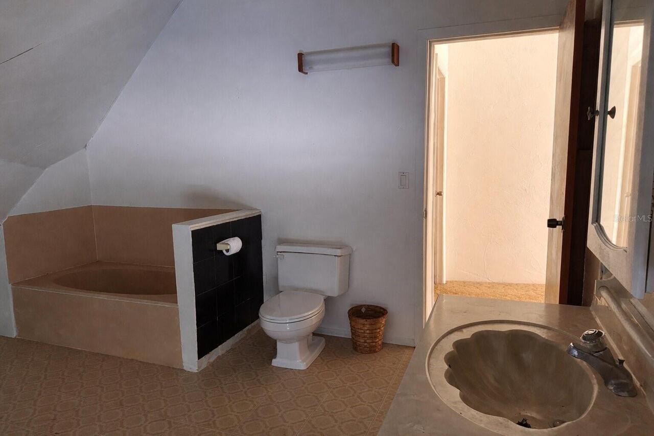 Listing Photo 19