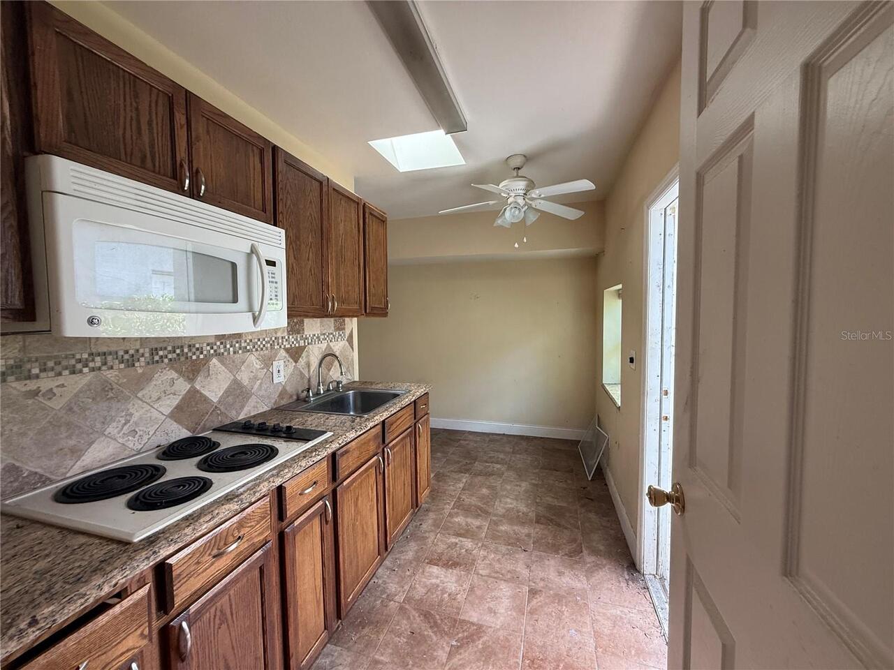 Listing Photo 13