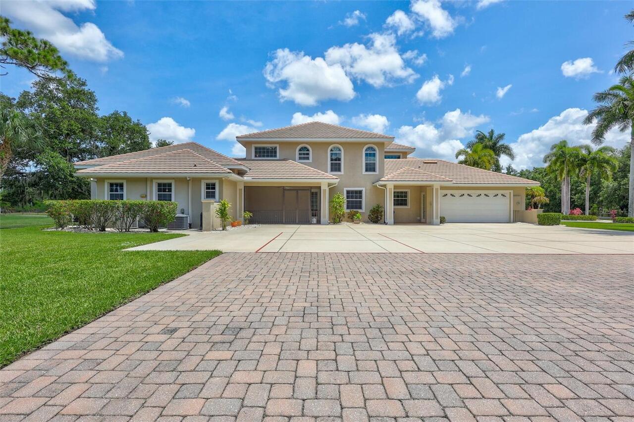 Listing Photo 8