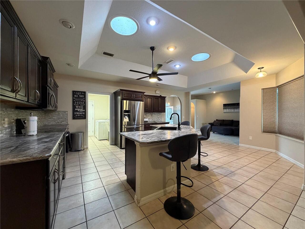 Listing Photo 8