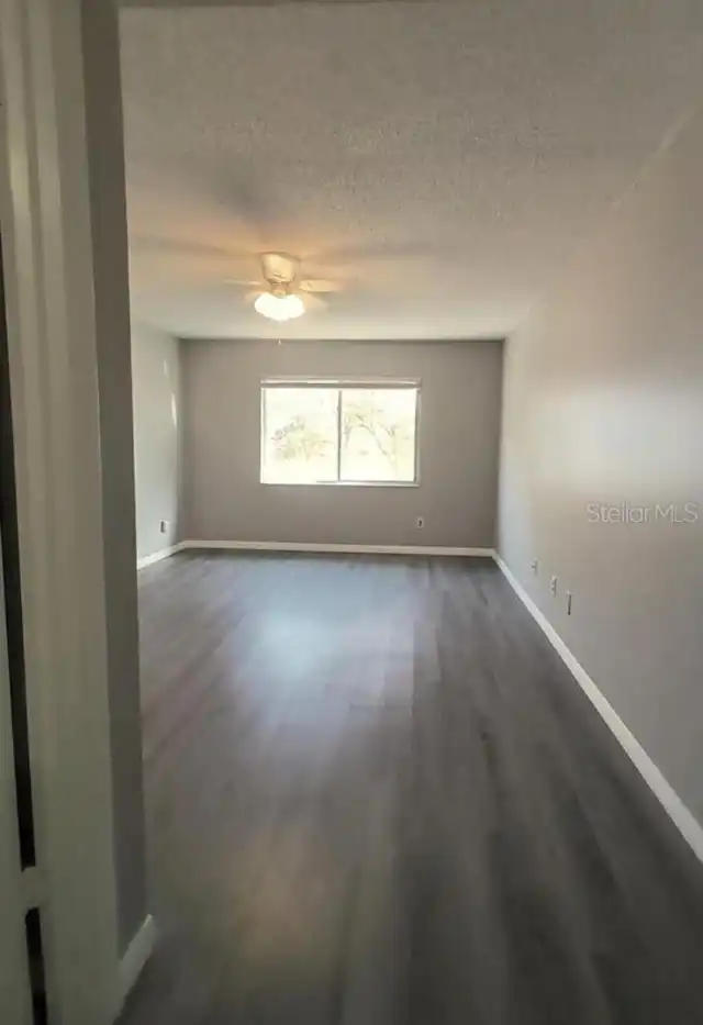 Listing Photo 14