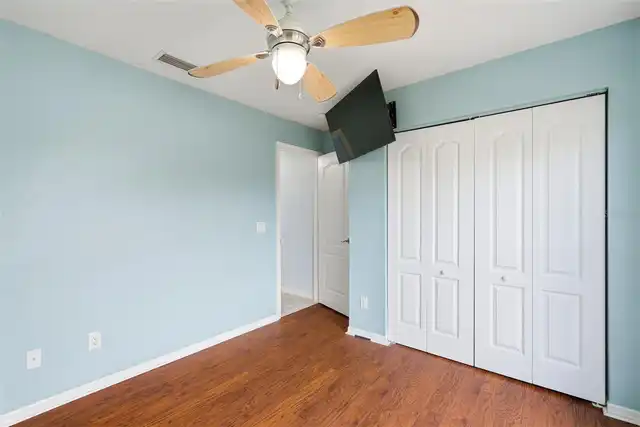 Listing Photo 16