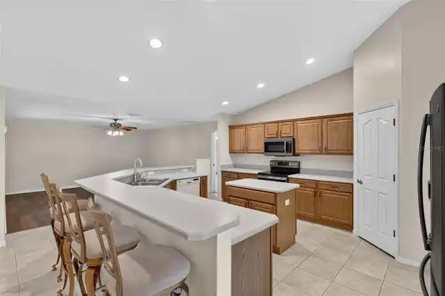 Listing Photo 19