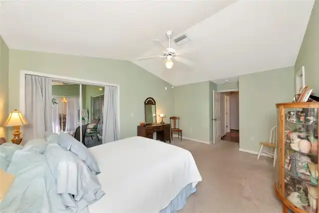 Listing Photo 22