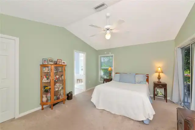 Listing Photo 23