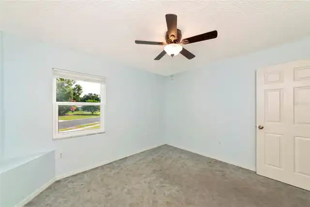 Listing Photo 33