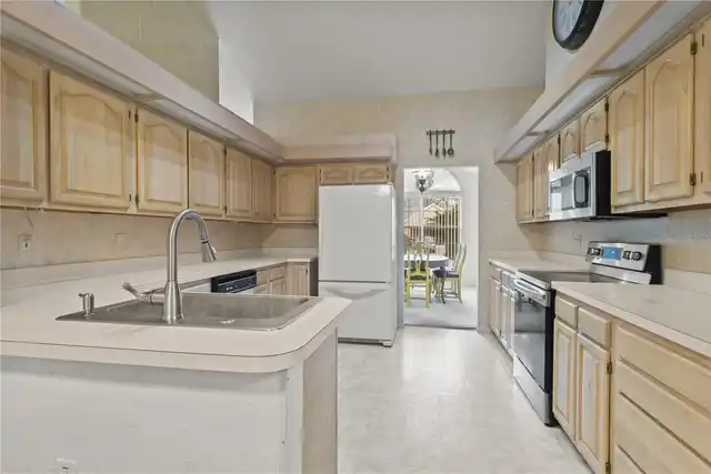 Listing Photo 13