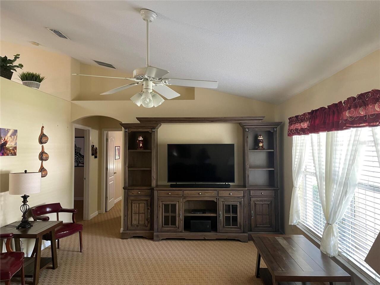 Listing Photo 7