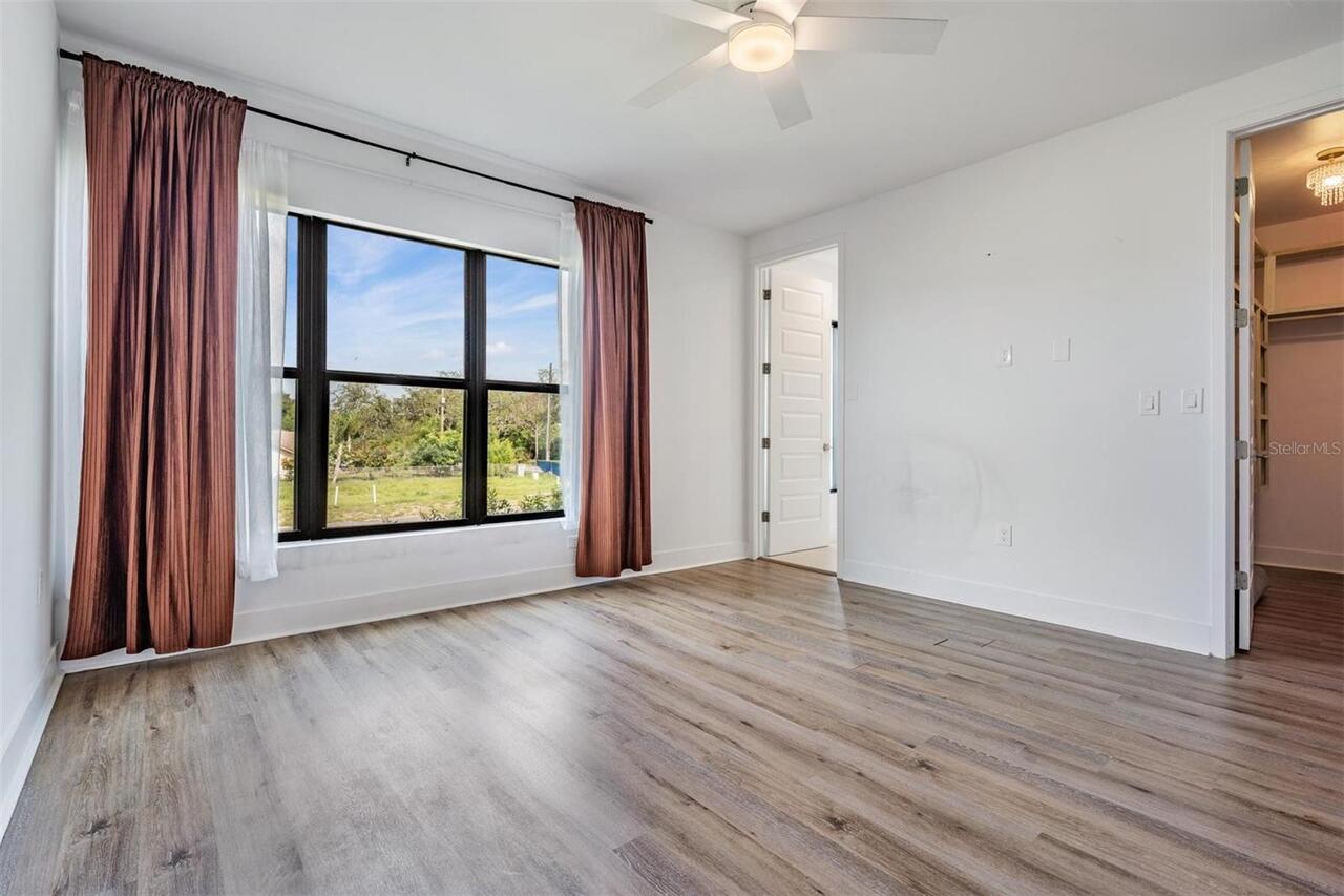 Listing Photo 13