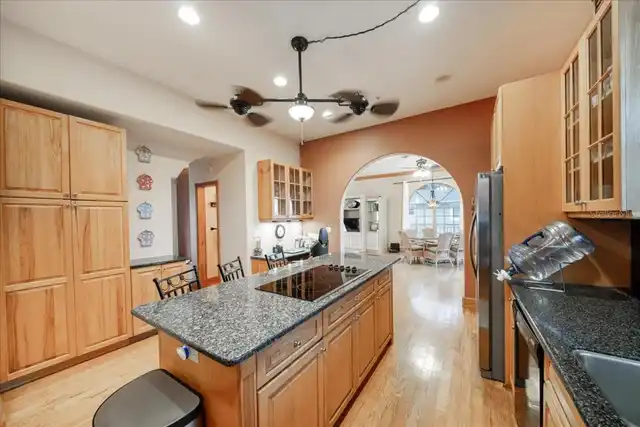 Listing Photo 42