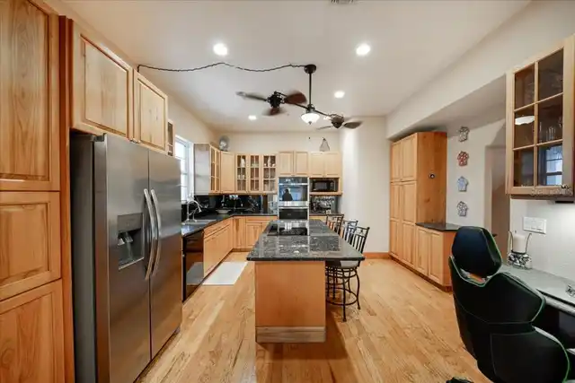 Listing Photo 43