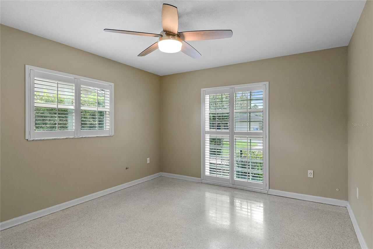 Listing Photo 23