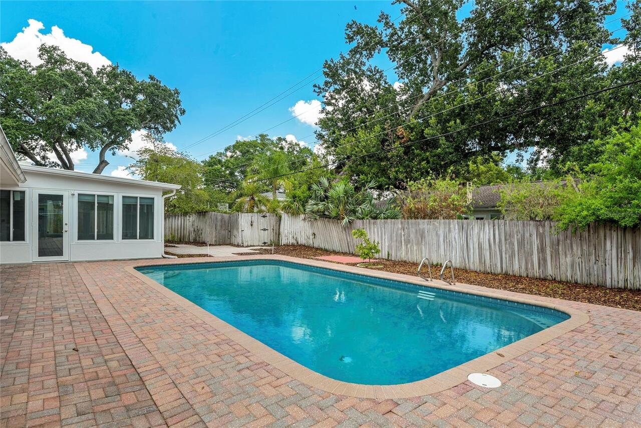 Listing Photo 32