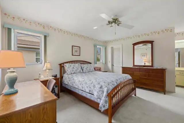 Listing Photo 8