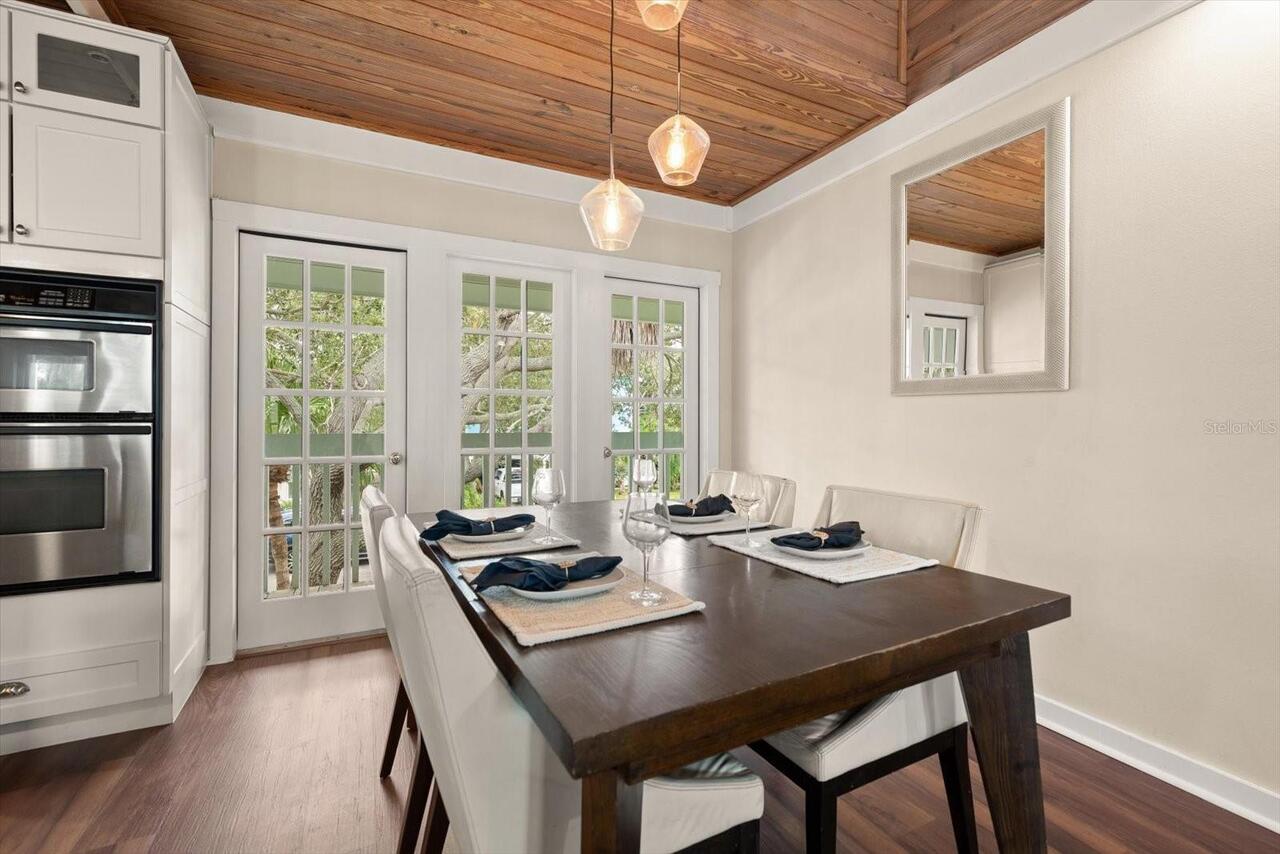 Listing Photo 12