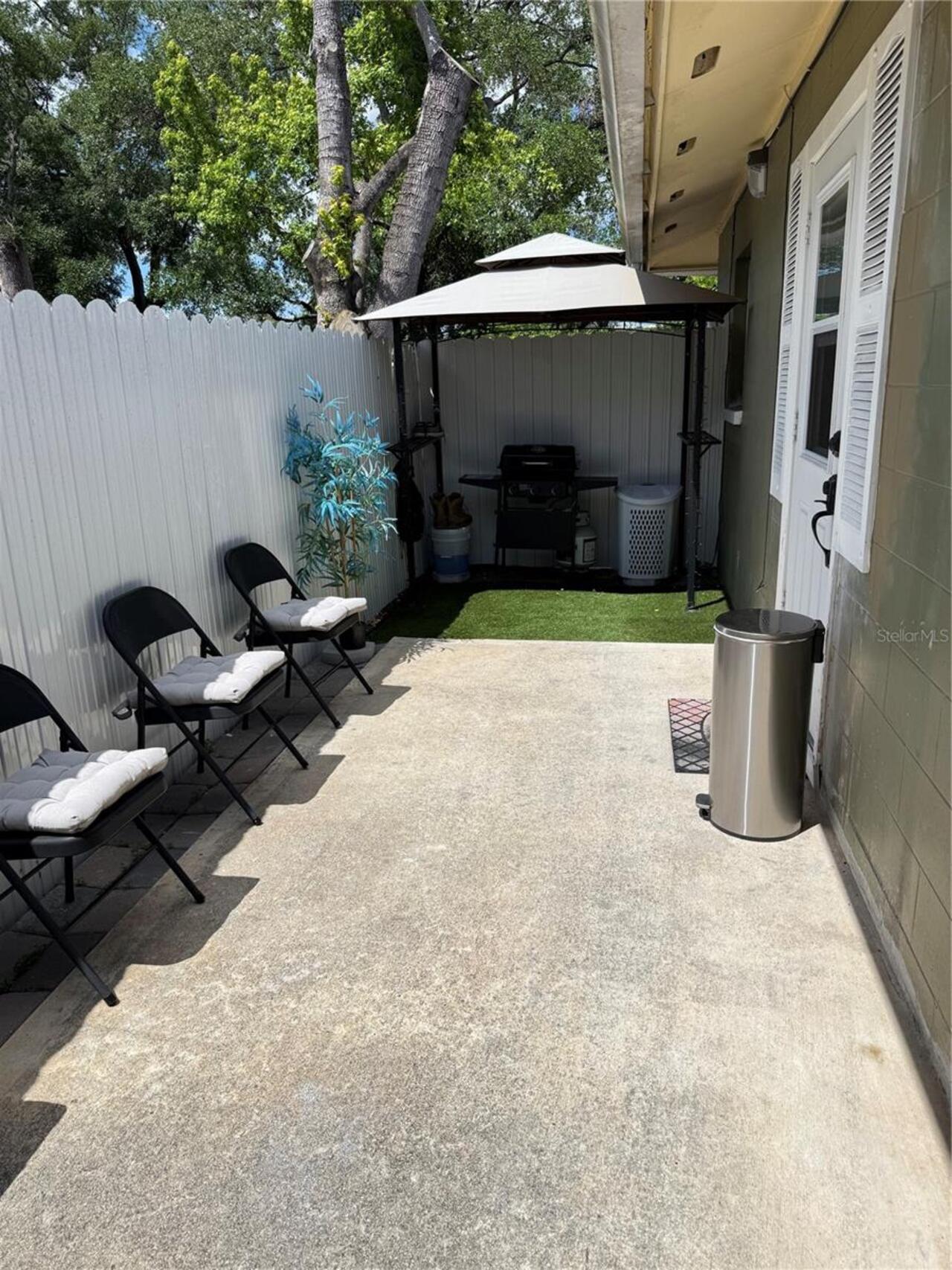 Listing Photo 14