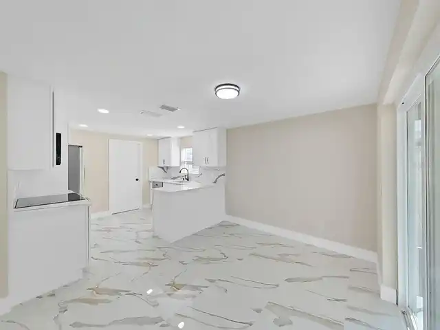 Listing Photo 31