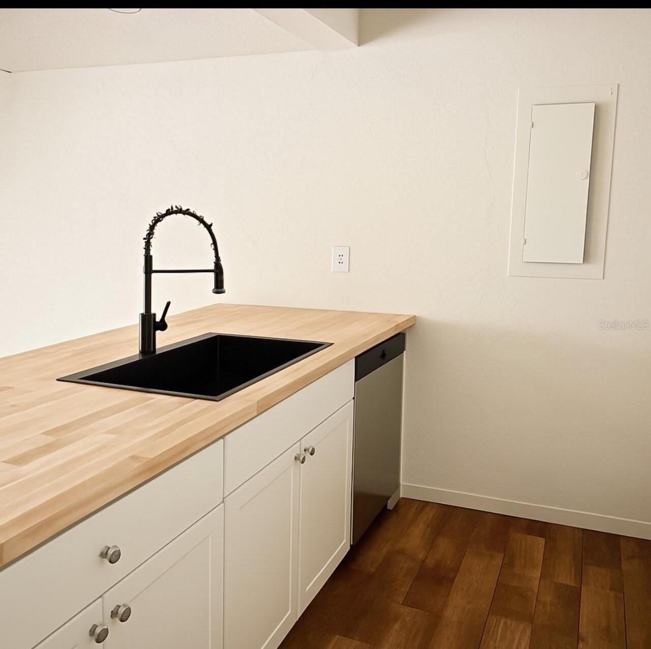 Listing Photo 6