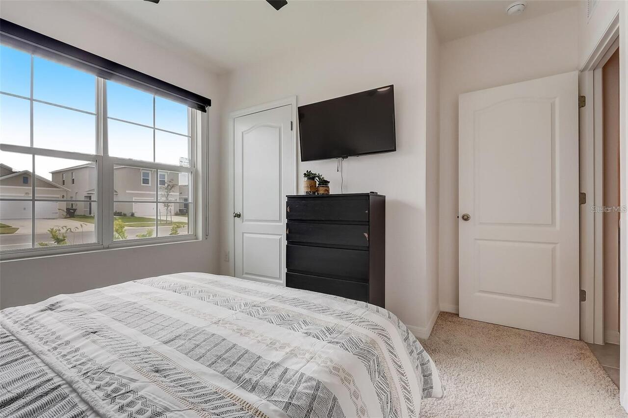 Listing Photo 25