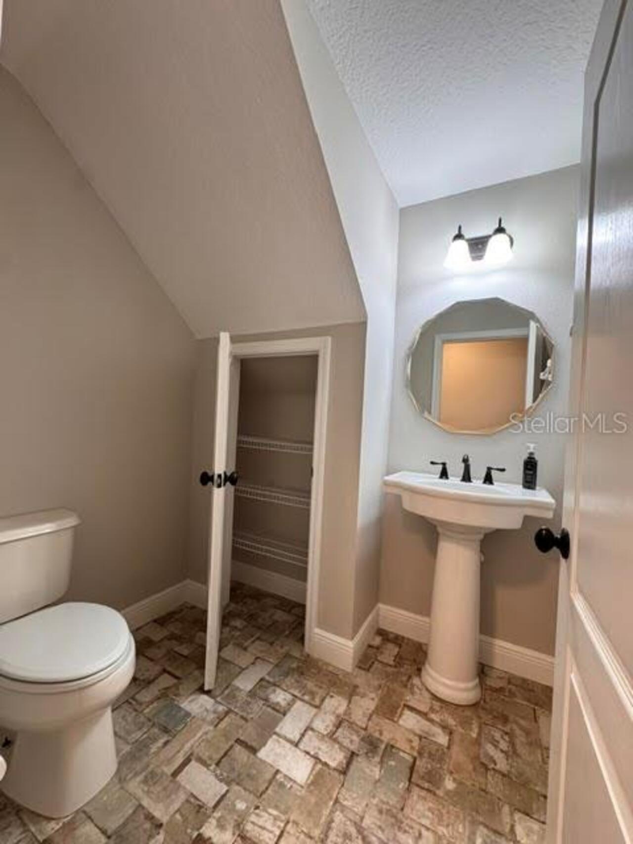 Listing Photo 7