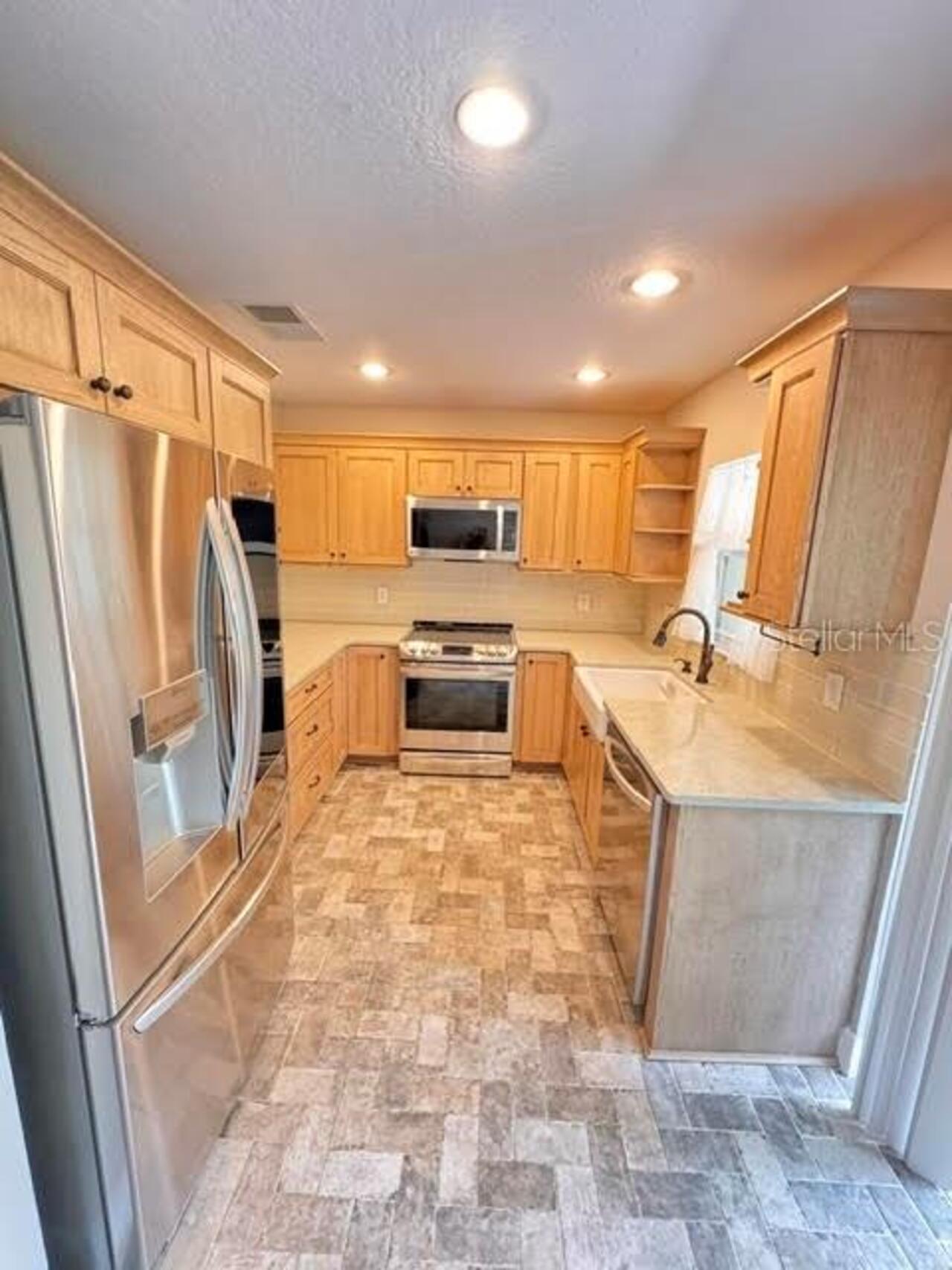 Listing Photo 10