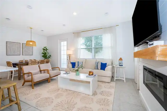 Listing Photo 8