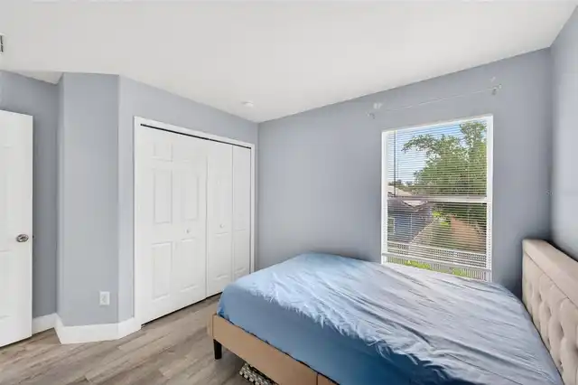 Listing Photo 28