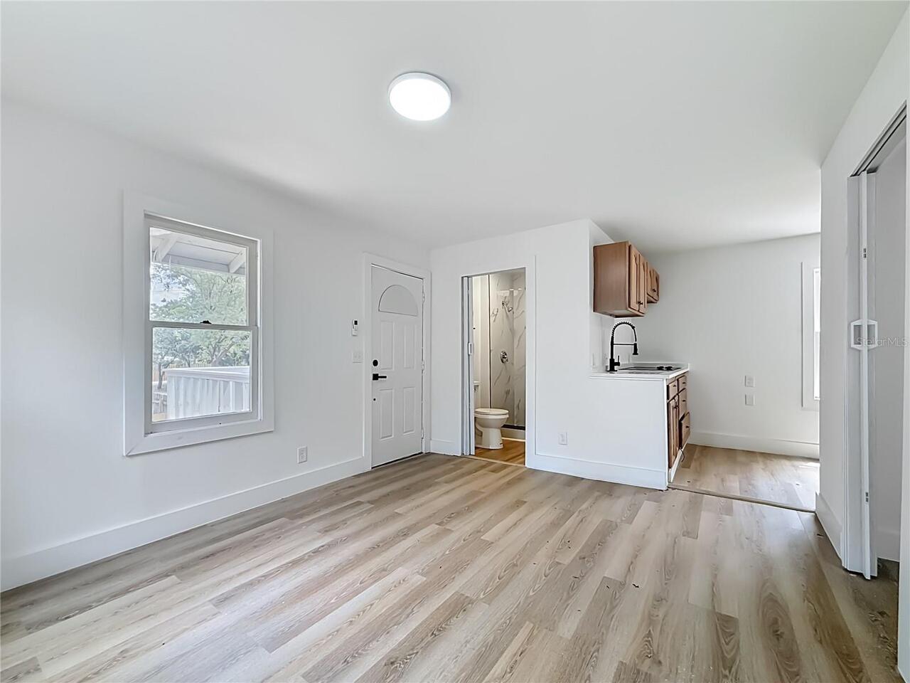 Listing Photo 43