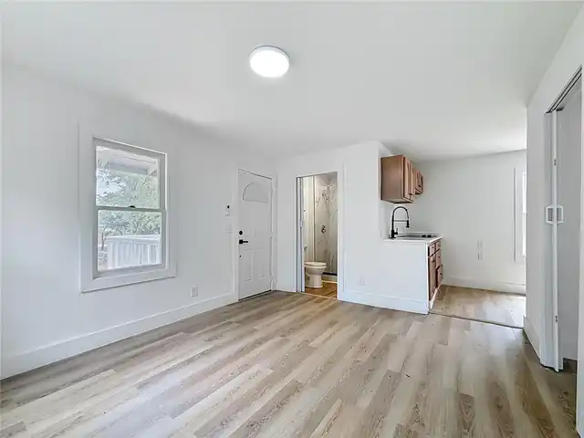 Listing Photo 43