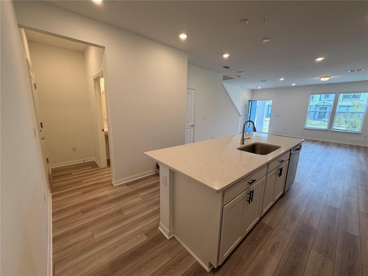 Listing Photo 6