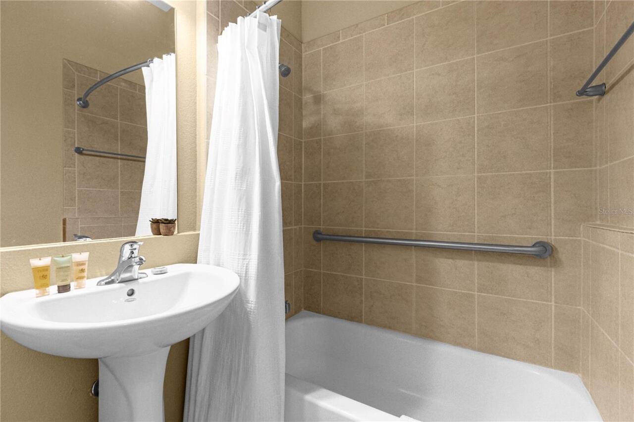 Listing Photo 15
