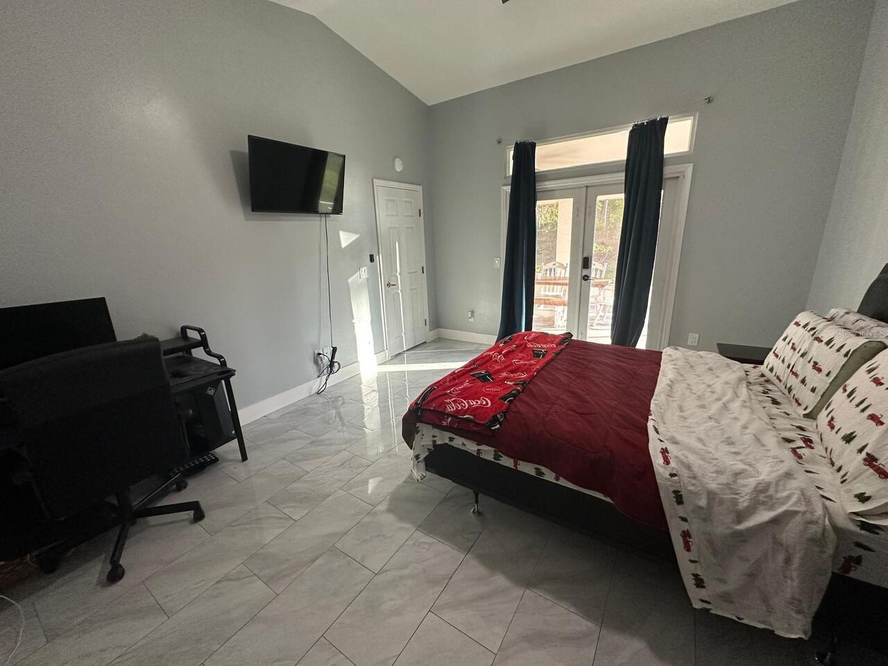 Listing Photo 7