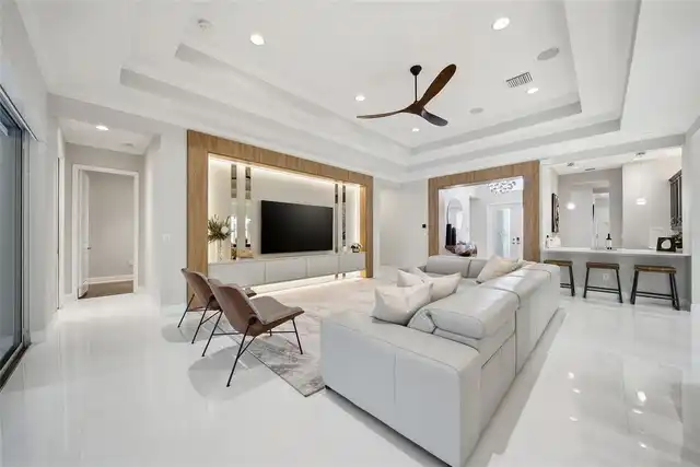 Listing Photo 21