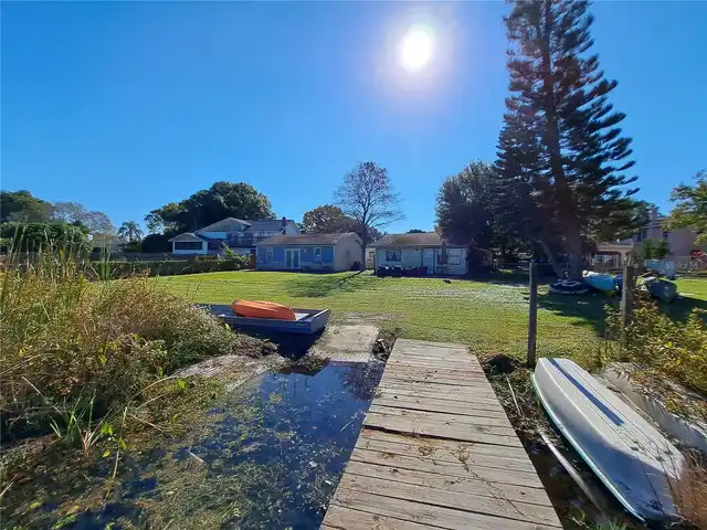 Listing Photo 11