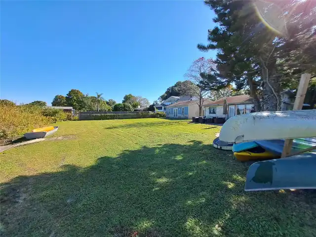 Listing Photo 16