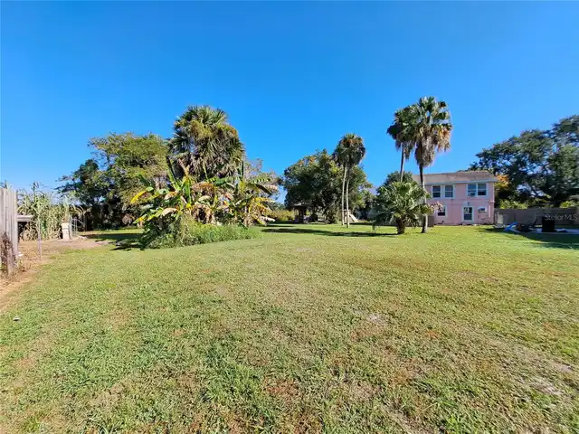 Listing Photo 18