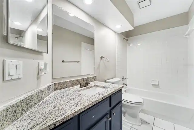 Listing Photo 18