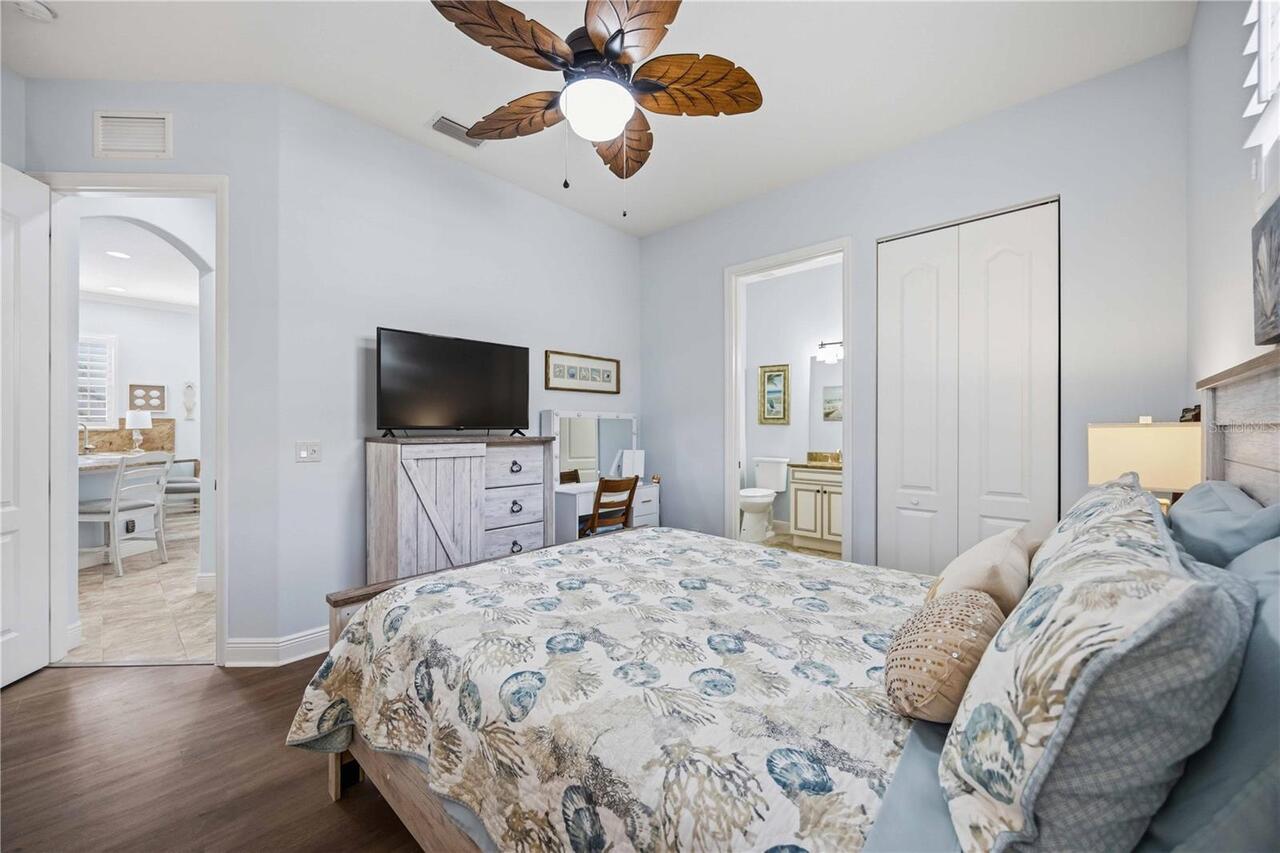Listing Photo 32