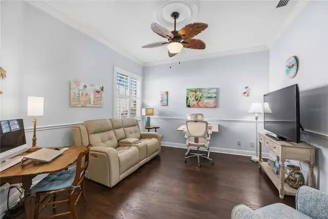 Listing Photo 8