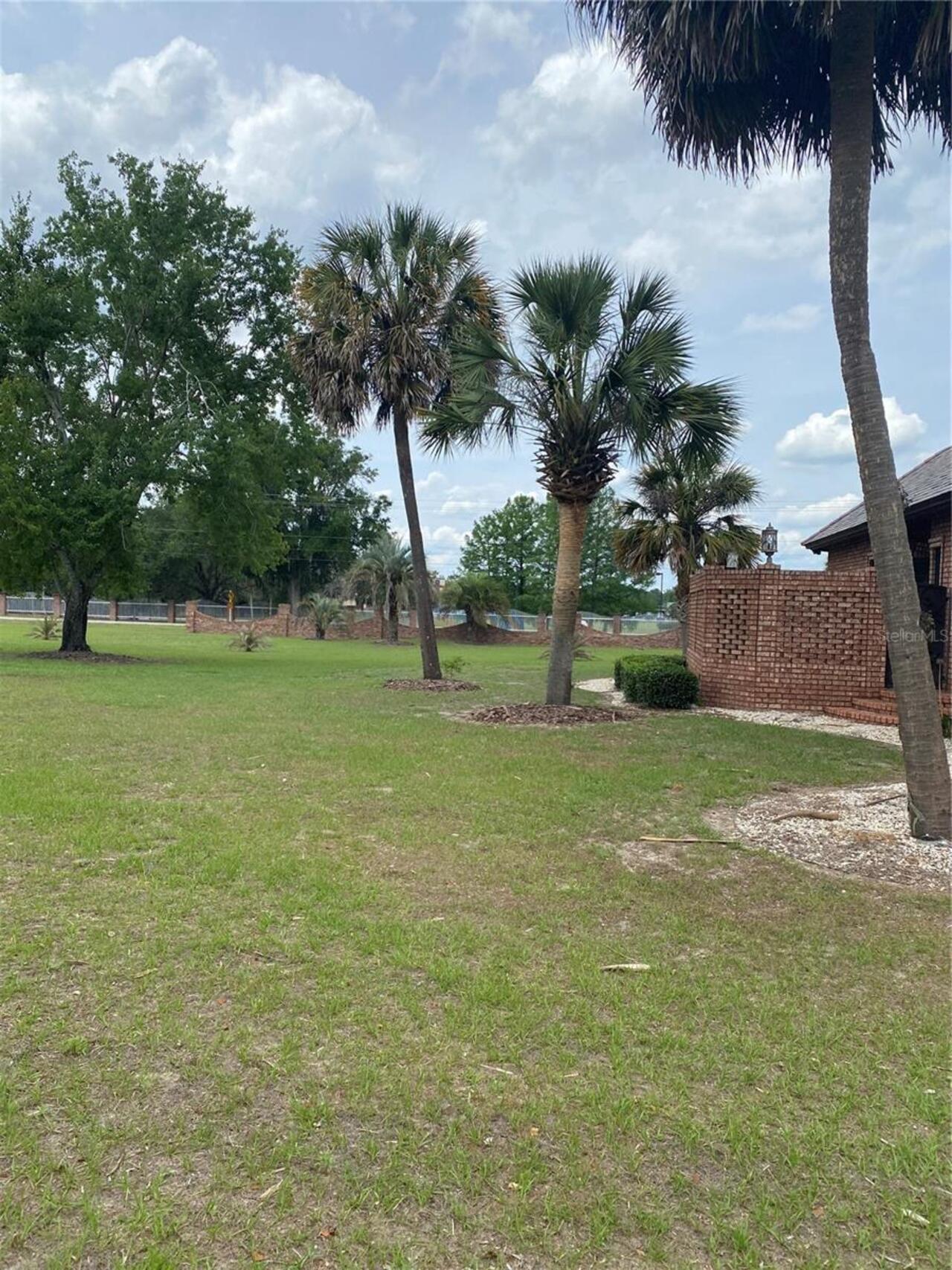 Listing Photo 9