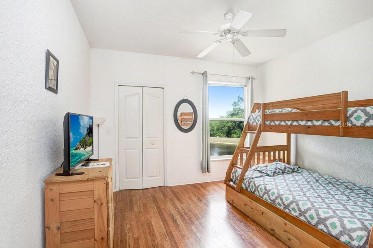 Listing Photo 14