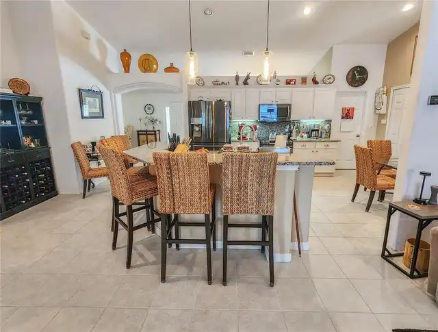 Listing Photo 15