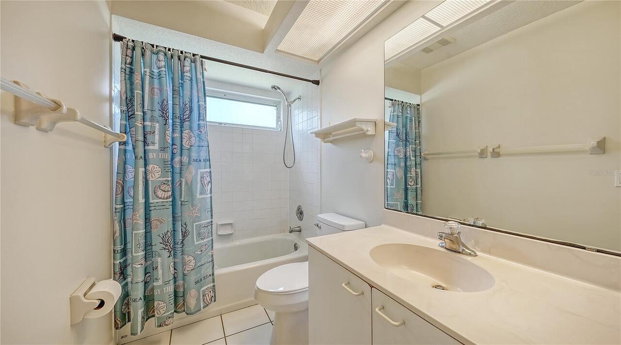 Listing Photo 22